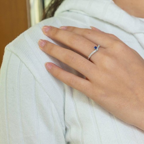 Anello Donna Veretta Oro bianco 18 Kt....