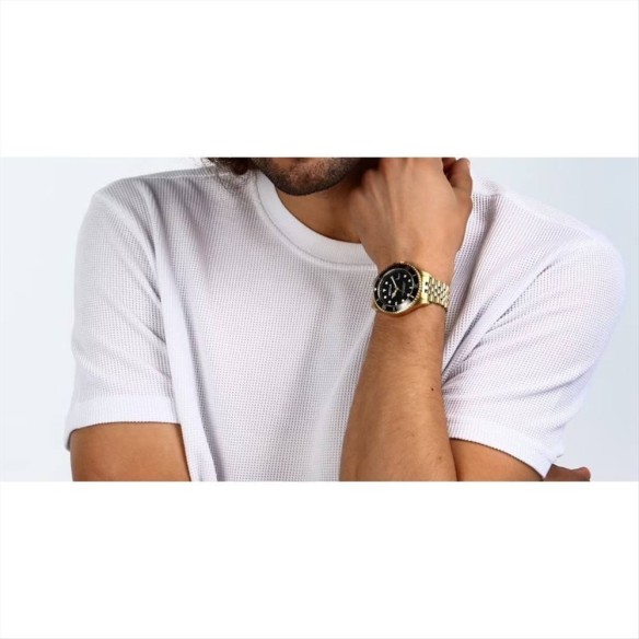 Orologio Sector 230 Uomo Tempo e Data Analogico R3253161051